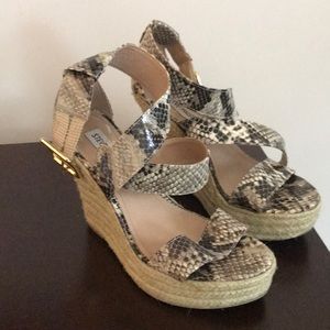 Steve Madden snakeskin espadrille wedge heels